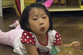 “立规矩”和“不立规矩”的家庭，养出来的孩子差距有多大​？图片