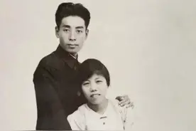 海棠依旧——周恩来邓颖超的感人爱情图片