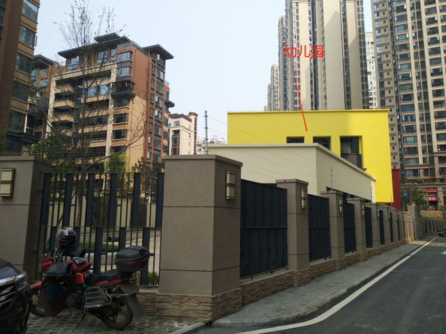 城东大面网红盘即将推新，首付30万买它不香吗？