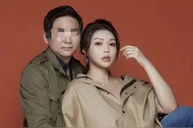 37岁名模挺7月孕肚拍杂志，富豪老公颜值普通，贴心帮剪脚指甲图片