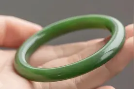 手镯17厘米是多大圈口，如何测量你戴多大圈口的手镯？很多人不懂图片