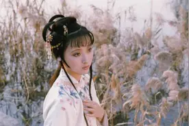 他诗红人不红，一首相思词，借明月坦露心声，其至情至深感动千年图片