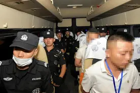 大英县公安局捣毁一聚众赌博窝点，当场抓获20人、收缴赌资20余万元图片