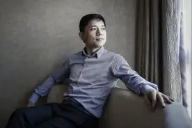 AI先生李彦宏图片