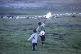 《气球》| 不单单是女性主义图片