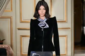 阿玛尼Armani Privé2021秋季高定女装，精致高雅格调图片