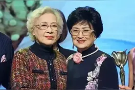 女人爱美与年龄无关，七八十岁一样可以做到精致、漂亮图片