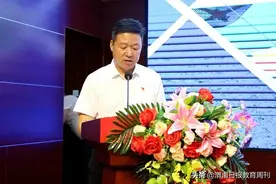 「名校长+论坛」大荔洛滨中学校长任照炎：与时俱进、凝心聚力、开拓创新、谋求发展图片