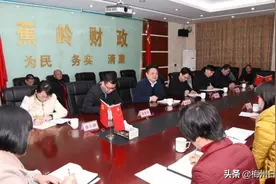 陈伟明、刘鸿涛到蕉岭县财政局调研慰问图片