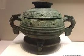 作为贵族嫁妆的青铜媵器：从湖北省博物馆的楚国屈氏铜簠说起图片