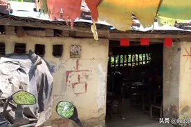 广西大姐在“厕所”煮粉，6元1碗1天卖出200碗，20年来赚了几套房图片