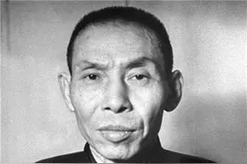 杜月笙随身手枪现公安博物馆，杀人无形能削水果，外形离奇难辨认图片