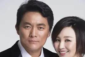 岳丽娜不嫌弃郭靖宇家贫，裸婚住6平米出租屋，婚后连生三胎图片