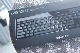 「擺评」罗技K750 SOLAR超薄太阳能键盘开箱简评图片