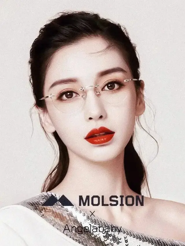 如何根据脸型选眼镜？方形还是圆形？搭配好眼镜，让你气质更出众