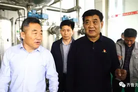 《齐鲁先锋》“抢鲜看”《李洪伟：走共同富裕之路》5月31日播出图片