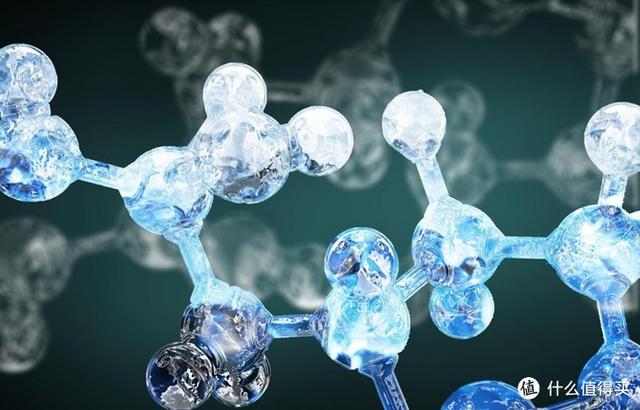 护肤品成分怎么看？横评100+产品后，值男真实选购经验分享