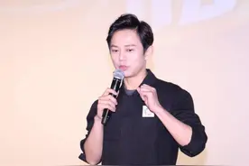 芒果一哥口碑下滑！何炅“四宗罪”遭争议，背后站着哪些人？图片