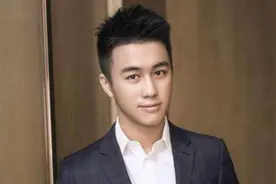 “长孙之父”何猷君，为何处处惹人嫌？背后真相恐怕没那么简单图片