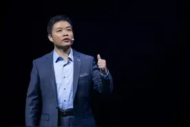 36岁把公司卖给马云，套现300亿的年轻人，为何后面慌了？图片