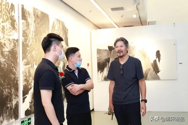 2021年鞠慧北京水墨展受到各界关注引起热烈反响