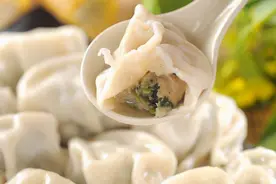 调肉馅时，有人放香油，有人放熟油，都不对，学会正确做法，喷香图片