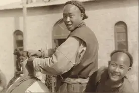 清朝男子的辫子有多脏？传教士坦言：跳蚤，油污，气味让人呕吐图片