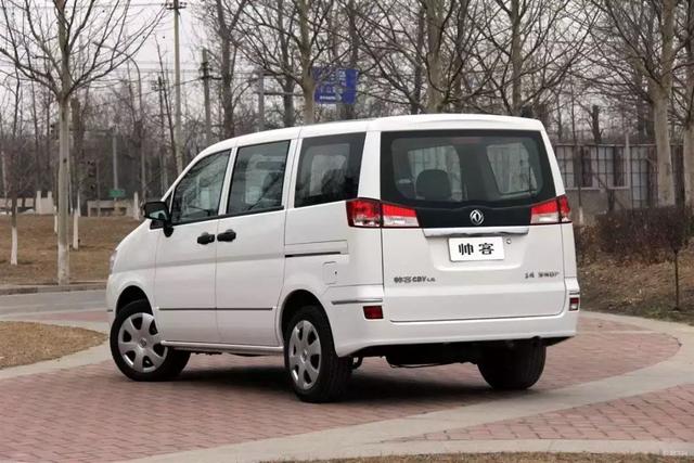 各大车企,这真的是你能想到的最好名字了吗?