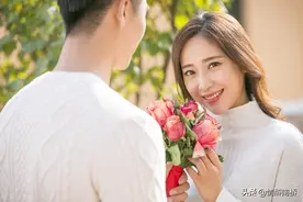 女人愿意和你一起做四件“事情”，表明她喜欢你，男人要努力追求图片