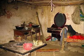 19岁少女去山区见网友，为38岁男友生子，跟父母断绝关系图片