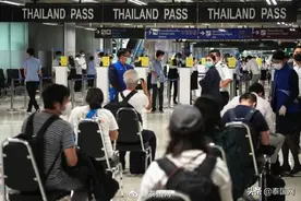 泰国开国门4天 6.5万余人通过“泰国通行证”系统申请入境图片