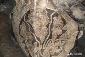 轰动考古界的神秘黑石，雕刻着不为人知的史前秘密图片