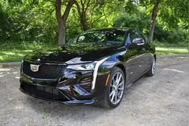 可以考虑引进一下，凯迪拉克CT4 V大量实拍图发布图片