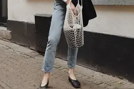 夏天不管穿裤子还是裙子，都别配凉鞋了，今年这3双鞋更时髦百搭图片