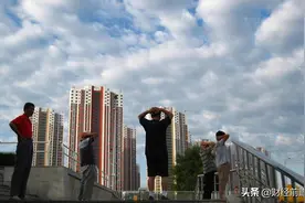 租房“新禁令”来了？明年起，4类房将不得出租，房东租客需留意图片