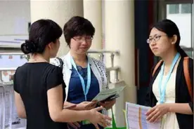 “我女儿哪错了？”3600÷9=400被打叉，妈妈不满质问却被打脸图片