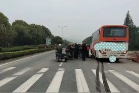 刹车的时候车轮抱死不好吗 来看看汽车为什么需要ABS吧图片