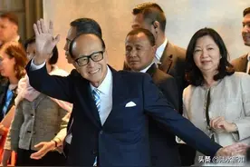 李嘉诚在成都“大撤退”，78亿抛售主城区第一大盘，狂赚38亿图片