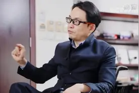 从摆摊少年到投资界大佬，张磊：人生苦短，要整就整大事图片