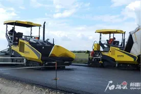 G577线特克斯至昭苏公路改建项目右幅贯通图片