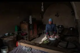 黄土高原八旬姐妹，一辈子拒绝“相亲”，相守到老一生未嫁图片