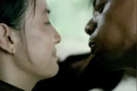 羞羞哒~嘴对嘴喂水！视频封面
