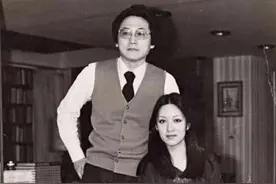 胡因梦那么美，舍得分开？恋足癖，绿帽恐惧症李敖：她便秘太不堪图片