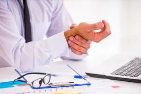 如何缓解“鼠标手”——腱鞘炎？这几个动作可以试试图片