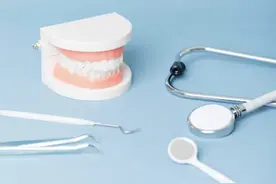 漱口水、美白贴……这些口腔护理产品怎样用才最好？牙齿健康，你做到位了吗？图片