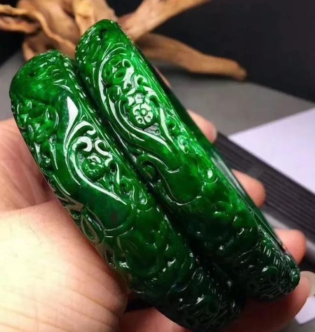 翡翠特色品种——干青