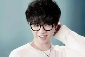 从音乐小生到“渣男”，华晨宇的一步步堕落，谁来负责？图片