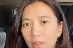 49岁袁咏仪真实颜值曝光，素颜憔悴被误认成马苏，还撞脸郭碧婷图片