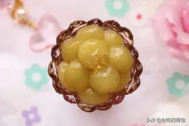 秋季，葡萄3块一斤，买十斤囤起来，过阵子就少了，我每年都做图片