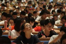 12年义务教育要来了？2025年将有可能在南方试行，值得期待图片